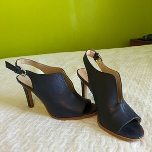 Vince Camuto Navy Slingback Shoe